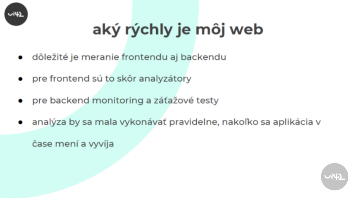 Infografika o rýchlosti webu s bodmi na meranie frontendu a backendu.