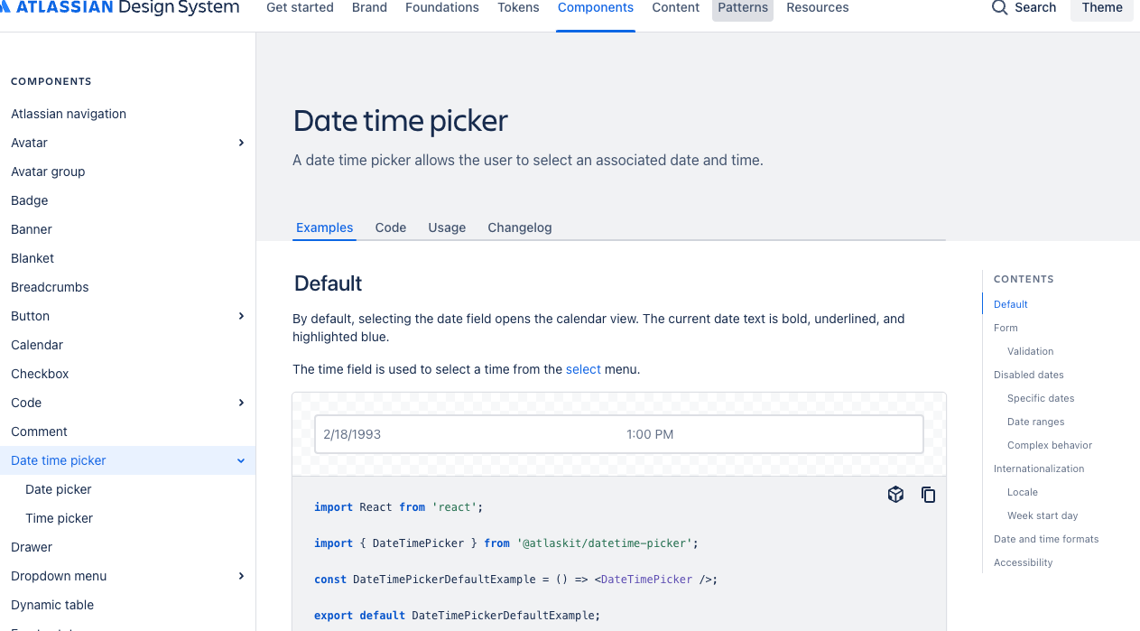 Užívateľské rozhranie pre výber dátumu a času v Atlassian Design System s príkladom kódu.